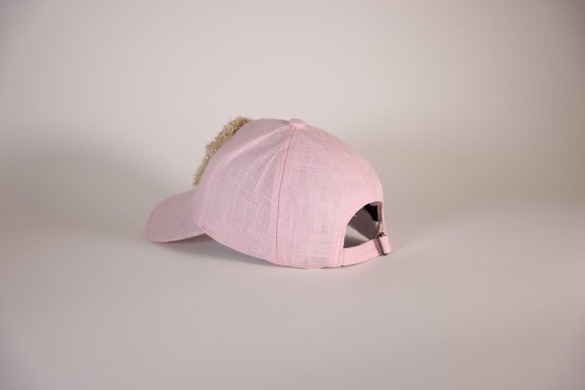 CAP 004 — casquette baseball en lin rose poudré au tuft doré métallisé — Tufting Studio, Paris (vue 2)